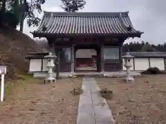 医王寺の山門