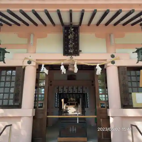 大神神社（花池）の本殿