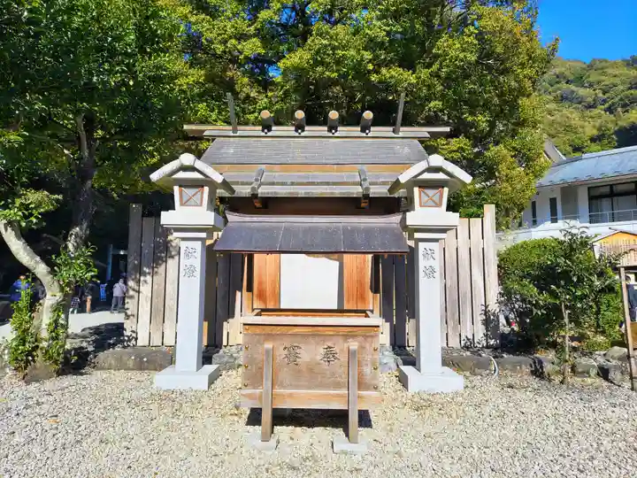 多度大社の末社・摂社