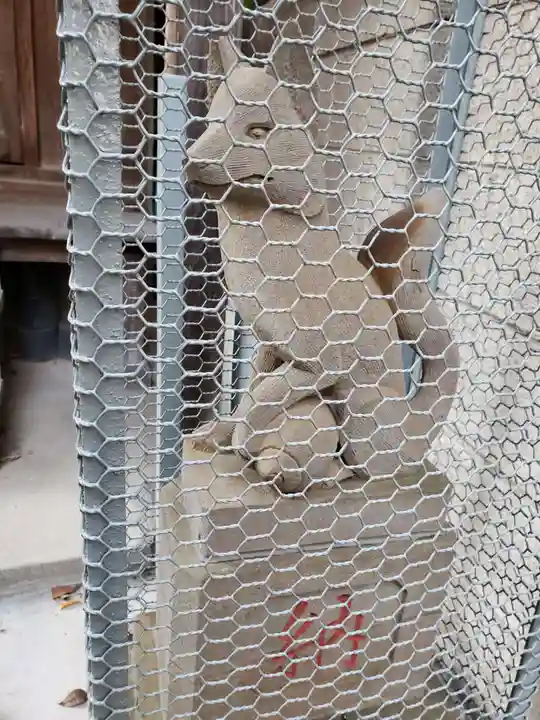 繁栄稲荷神社の狛犬