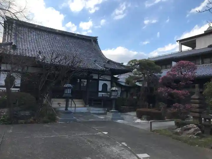 無量寺の本殿・本堂