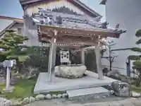 影向寺の手水舎