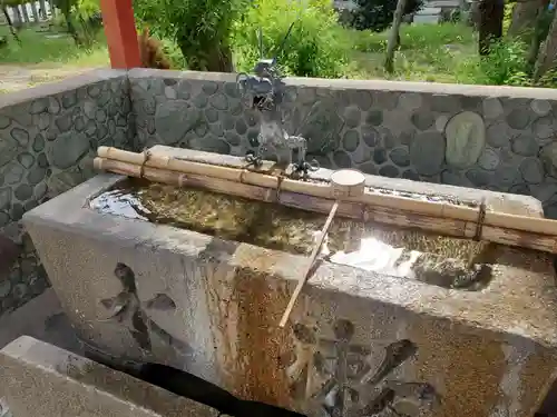 伊弉冊神社の手水舎
