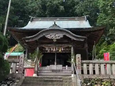 坂本八幡神社の本殿