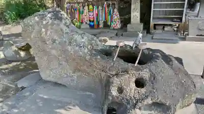 宇喜多與太郎神社の手水舎