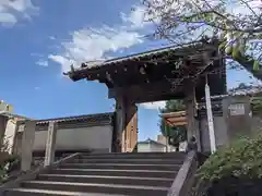 泉岳寺の山門