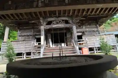 松尾寺の本殿・本堂