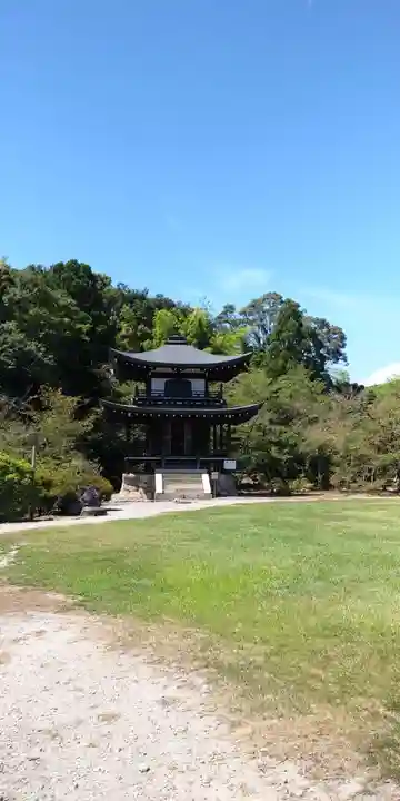勧修寺の本殿・本堂
