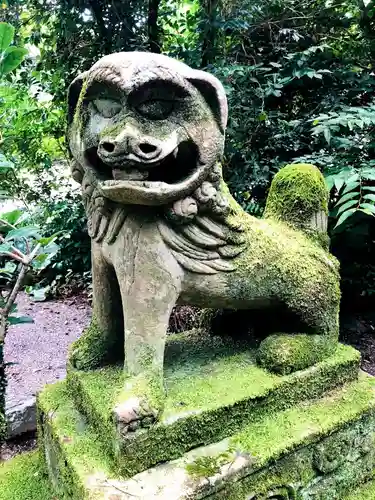 鵜戸神社の狛犬