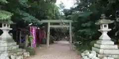 尾津神社の鳥居