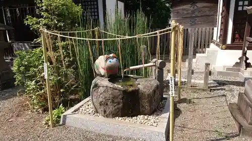 阿豆佐味天神社 立川水天宮の手水舎
