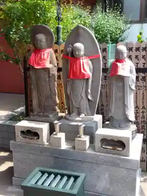 法乗院（深川閻魔堂）の地蔵