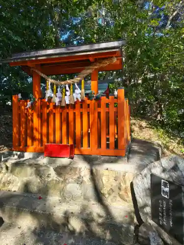 巴江神社の{uncategorized: "未分類", other: "その他", undefined: "問題あり", building: "その他建物", grave: "お墓", sacred_gate: "鳥居", guardian: "狛犬", statue: "像", buddha: "仏像", history: "歴史", nature: "自然", garden: "庭園", animal: "動物", pagoda: "塔", temizu: "手水舎", mountain_gate: "山門・神門", sanctuary: "本殿・本堂", subordinate: "末社・摂社", art: "芸術", scenery: "景色", jizo: "地蔵", ema: "絵馬", goshuin: "御朱印", omikuji: "おみくじ", items: "授与品その他", amulet: "お守り", goshuincho: "御朱印帳", eats: "食事", festival: "お祭り", votive_dance: "神楽", shichigosan: "七五三参", wedding: "結婚式", experience: "体験その他", initially: "初詣", around: "周辺", anti_infection: "感染症対策"}