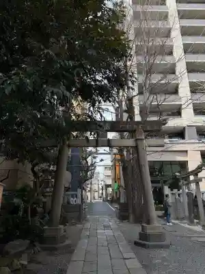 小野照崎神社の{uncategorized: "未分類", other: "その他", undefined: "問題あり", building: "その他建物", grave: "お墓", sacred_gate: "鳥居", guardian: "狛犬", statue: "像", buddha: "仏像", history: "歴史", nature: "自然", garden: "庭園", animal: "動物", pagoda: "塔", temizu: "手水舎", mountain_gate: "山門・神門", sanctuary: "本殿・本堂", subordinate: "末社・摂社", art: "芸術", scenery: "景色", jizo: "地蔵", ema: "絵馬", goshuin: "御朱印", omikuji: "おみくじ", items: "授与品その他", amulet: "お守り", goshuincho: "御朱印帳", eats: "食事", festival: "お祭り", votive_dance: "神楽", shichigosan: "七五三参", wedding: "結婚式", experience: "体験その他", initially: "初詣", around: "周辺", anti_infection: "感染症対策"}