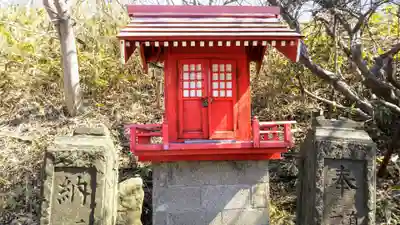 御﨑神社の末社・摂社