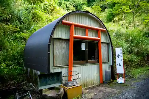 髙龍神社 中社の本殿