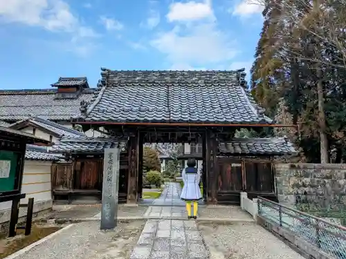 齢仙寺の山門・神門