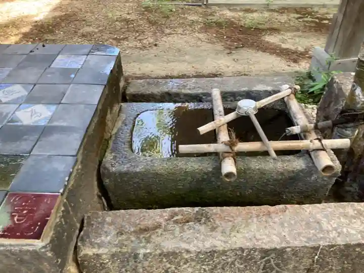 鳴尾八幡神社の手水舎