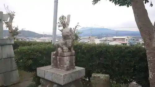 護所神社の狛犬