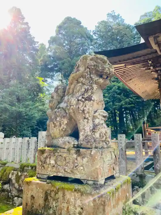 粟鹿神社の{uncategorized: "未分類", other: "その他", undefined: "問題あり", building: "その他建物", grave: "お墓", sacred_gate: "鳥居", guardian: "狛犬", statue: "像", buddha: "仏像", history: "歴史", nature: "自然", garden: "庭園", animal: "動物", pagoda: "塔", temizu: "手水舎", mountain_gate: "山門・神門", sanctuary: "本殿・本堂", subordinate: "末社・摂社", art: "芸術", scenery: "景色", jizo: "地蔵", ema: "絵馬", goshuin: "御朱印", omikuji: "おみくじ", items: "授与品その他", amulet: "お守り", goshuincho: "御朱印帳", eats: "食事", festival: "お祭り", votive_dance: "神楽", shichigosan: "七五三参", wedding: "結婚式", experience: "体験その他", initially: "初詣", around: "周辺", anti_infection: "感染症対策"}
