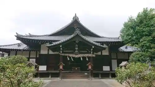 湯神社の本殿