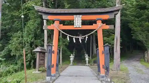 淺間神社（忍野村内野）の鳥居