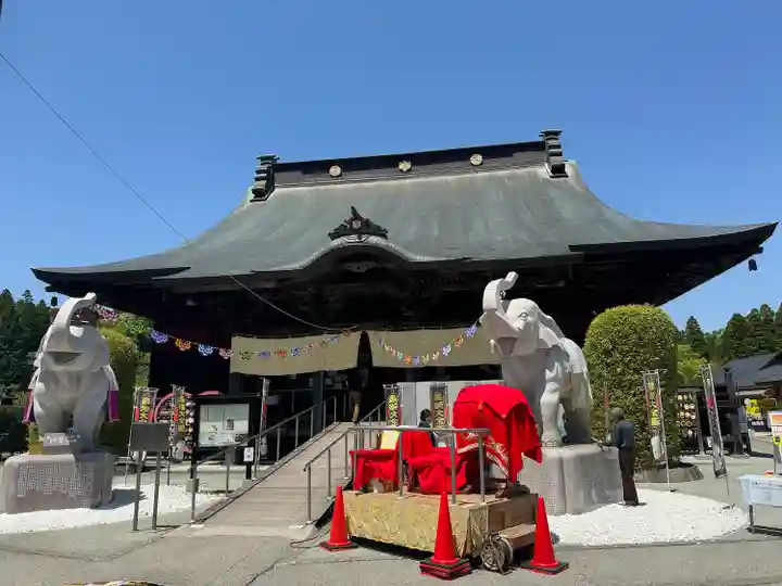 長福寿寺の本殿・本堂
