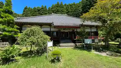 長福寺の本殿・本堂