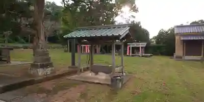 館山神社の手水舎