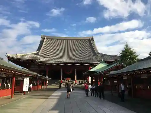 浅草寺の本殿