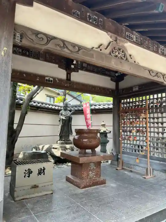 お湯かけ弁財天(静岡県)
