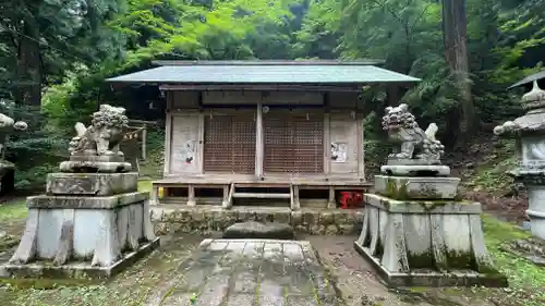 上之森神社の本殿