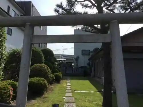 上一色日枝神社の鳥居