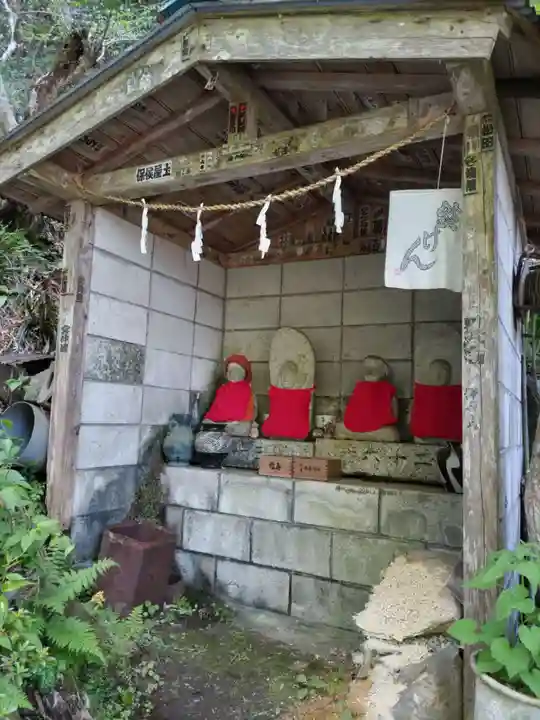 武蔵御嶽神社の仏像