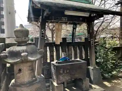 於咲稲荷神社・波除（浪除）稲荷神社の手水舎