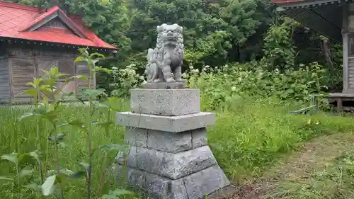 稲荷神社の狛犬
