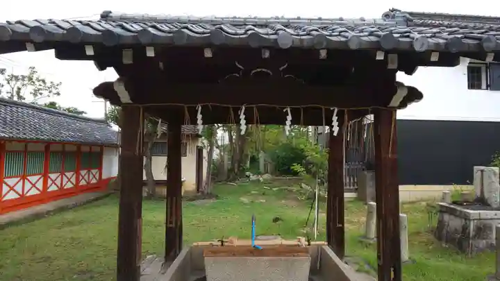 新日吉神宮の手水舎