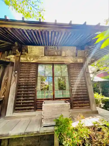 極楽寺（霊鷲山感應院極楽律寺）の末社・摂社