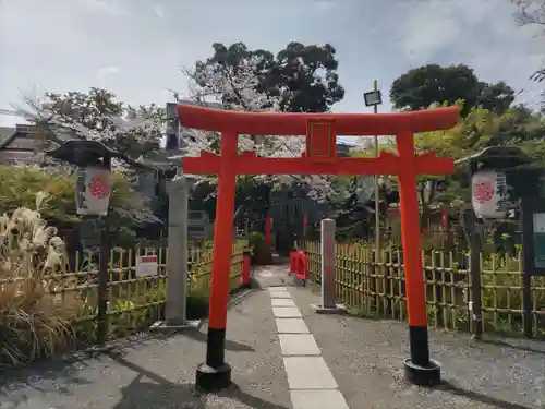 瀧泉寺（目黒不動尊）の末社・摂社