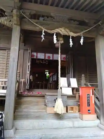山崎菅原神社の本殿