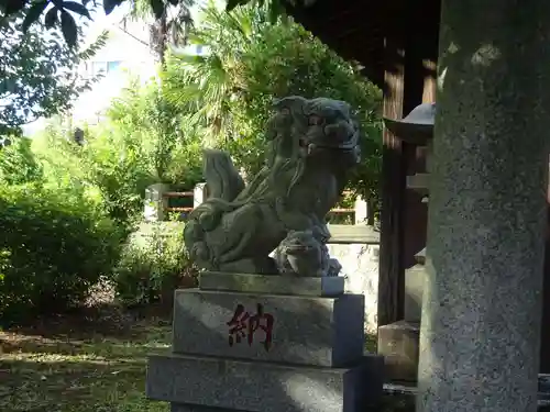 神明神社の狛犬