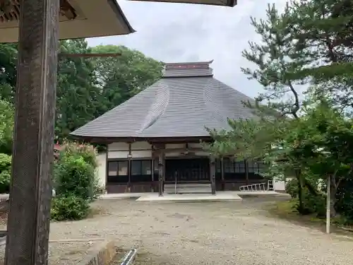 福泉寺の本殿