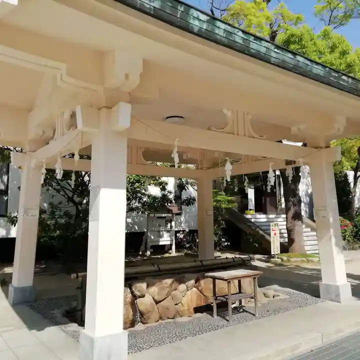 湊川神社の手水舎
