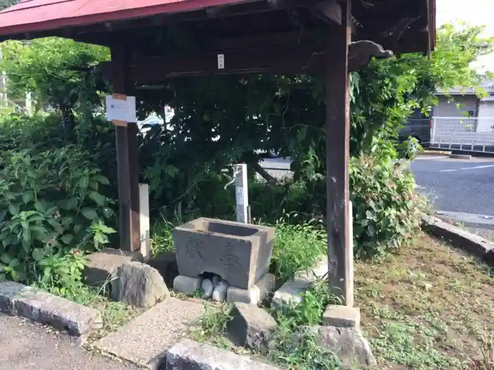 並木氷川神社の手水舎
