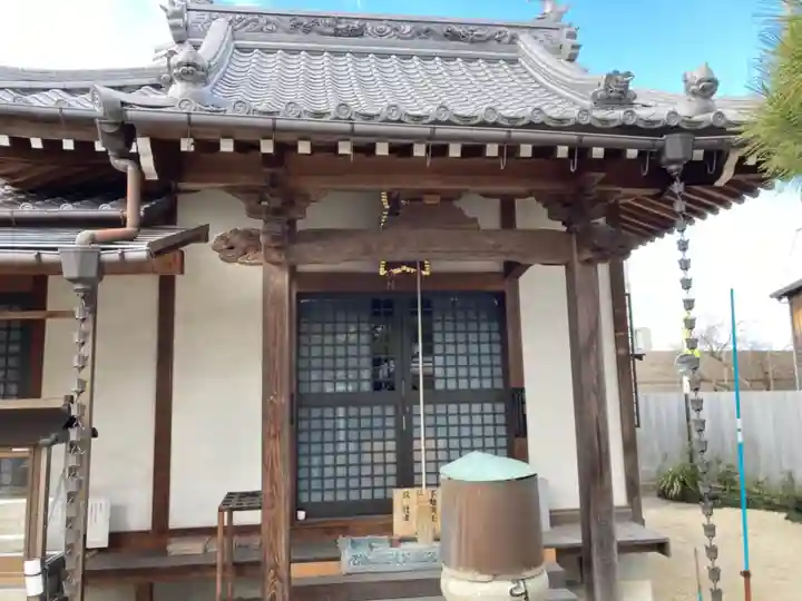 養護院の本殿・本堂