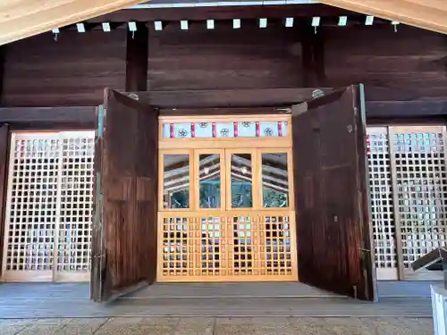 石川護國神社の本殿・本堂