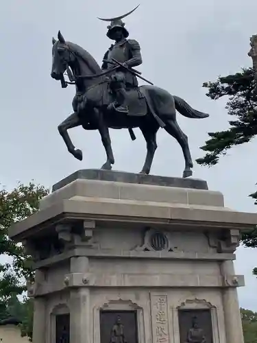 宮城縣護國神社の像