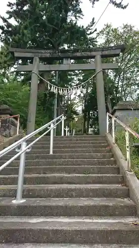 鳥屋神社の鳥居