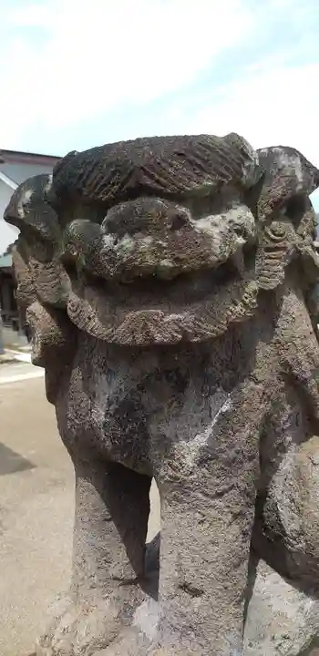高靇神社の狛犬