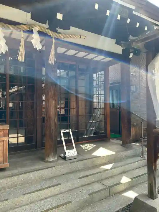 サムハラ神社の{uncategorized: "未分類", other: "その他", undefined: "問題あり", building: "その他建物", grave: "お墓", sacred_gate: "鳥居", guardian: "狛犬", statue: "像", buddha: "仏像", history: "歴史", nature: "自然", garden: "庭園", animal: "動物", pagoda: "塔", temizu: "手水舎", mountain_gate: "山門・神門", sanctuary: "本殿・本堂", subordinate: "末社・摂社", art: "芸術", scenery: "景色", jizo: "地蔵", ema: "絵馬", goshuin: "御朱印", omikuji: "おみくじ", items: "授与品その他", amulet: "お守り", goshuincho: "御朱印帳", eats: "食事", festival: "お祭り", votive_dance: "神楽", shichigosan: "七五三参", wedding: "結婚式", experience: "体験その他", initially: "初詣", around: "周辺", anti_infection: "感染症対策"}